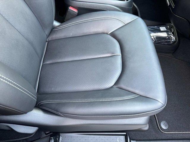 new 2025 Chrysler Pacifica car, priced at $45,312