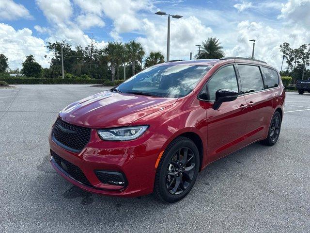 new 2026 Chrysler Pacifica car, priced at $52,473