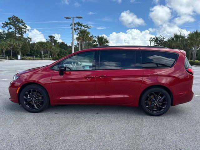 new 2026 Chrysler Pacifica car, priced at $52,473