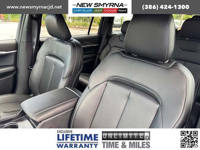new 2025 Jeep Grand Cherokee L car, priced at $45,181