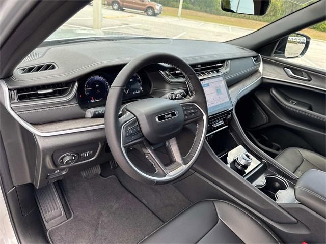 new 2025 Jeep Grand Cherokee L car, priced at $49,681