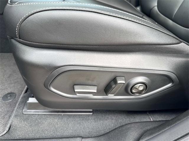 new 2025 Jeep Grand Cherokee L car, priced at $49,681