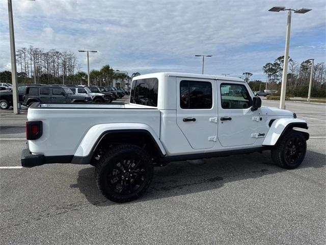 new 2025 Jeep Gladiator car, priced at $45,000