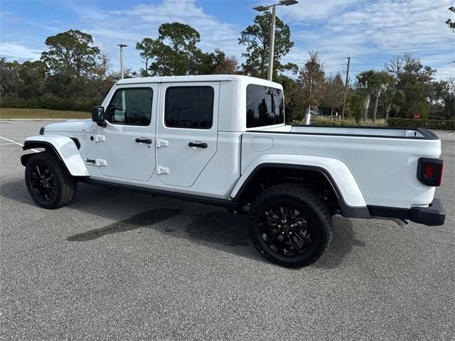 new 2025 Jeep Gladiator car, priced at $45,000