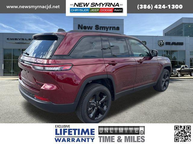 new 2025 Jeep Grand Cherokee car, priced at $43,904