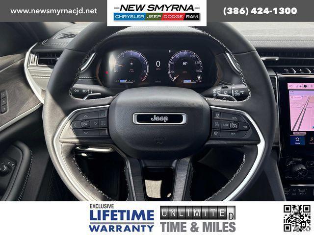 new 2025 Jeep Grand Cherokee car, priced at $43,904