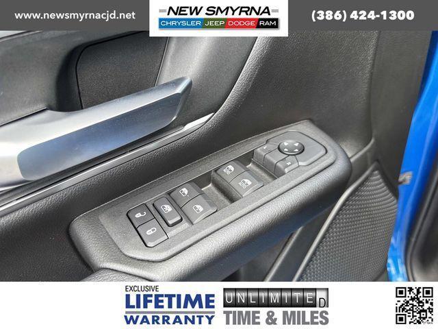 new 2025 Ram 1500 car, priced at $42,860