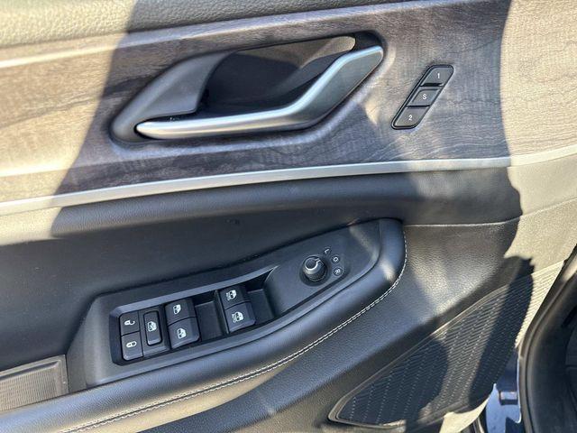 used 2024 Jeep Grand Cherokee L car, priced at $28,888
