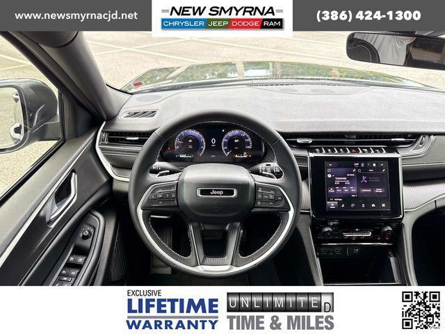 new 2025 Jeep Grand Cherokee car, priced at $35,472
