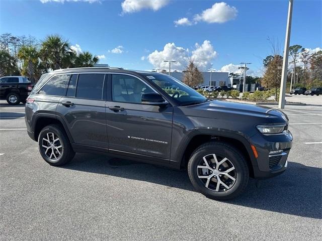 new 2025 Jeep Grand Cherokee car, priced at $43,261