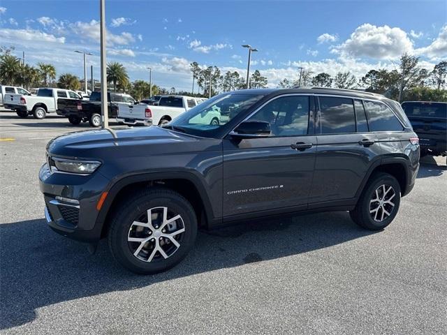 new 2025 Jeep Grand Cherokee car, priced at $41,761