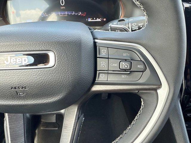 new 2025 Jeep Grand Cherokee car, priced at $43,904