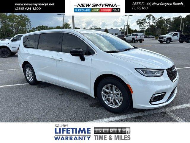 new 2026 Chrysler Pacifica car, priced at $43,635