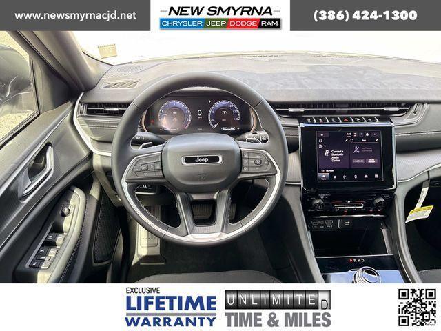 new 2025 Jeep Grand Cherokee car, priced at $35,449