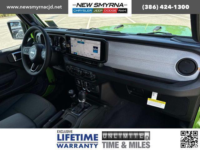 new 2025 Jeep Wrangler car, priced at $46,195