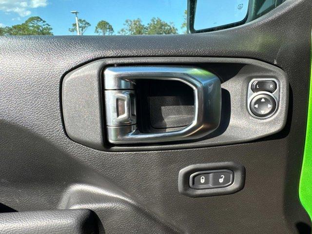 new 2025 Jeep Wrangler car, priced at $47,345
