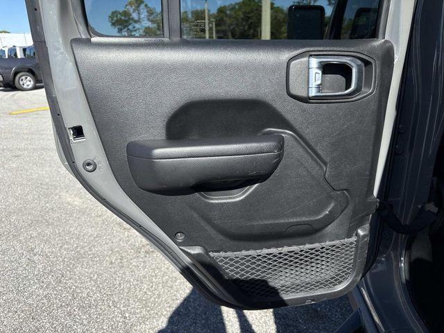 used 2021 Jeep Gladiator car, priced at $35,888