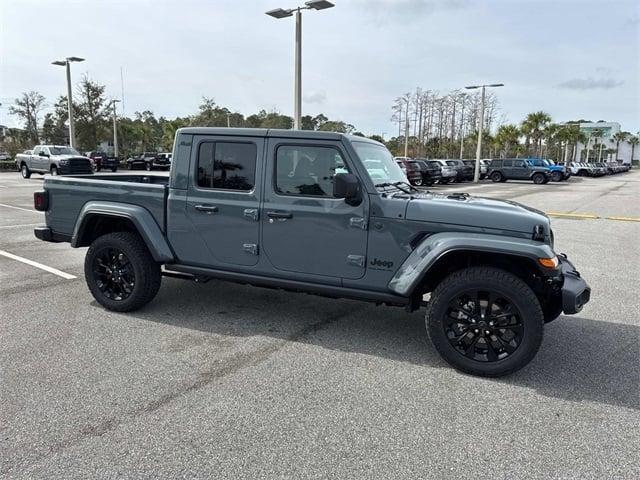 new 2025 Jeep Gladiator car, priced at $41,885