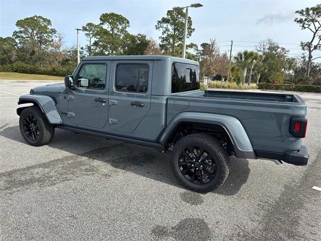 new 2025 Jeep Gladiator car, priced at $41,885