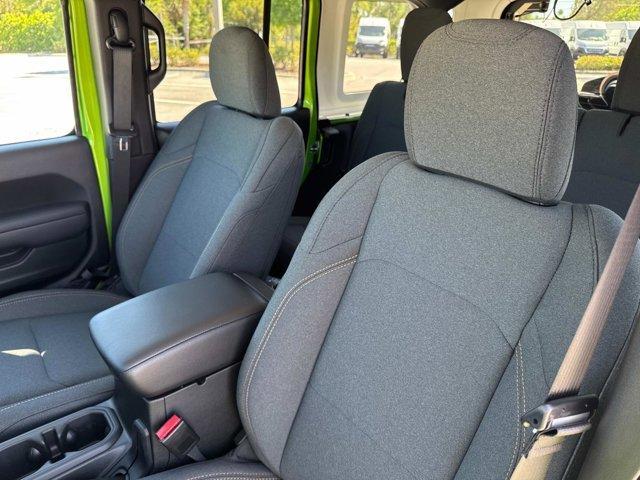 new 2025 Jeep Wrangler car, priced at $47,343