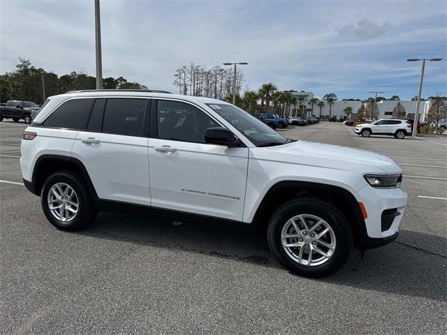 new 2025 Jeep Grand Cherokee car, priced at $36,295