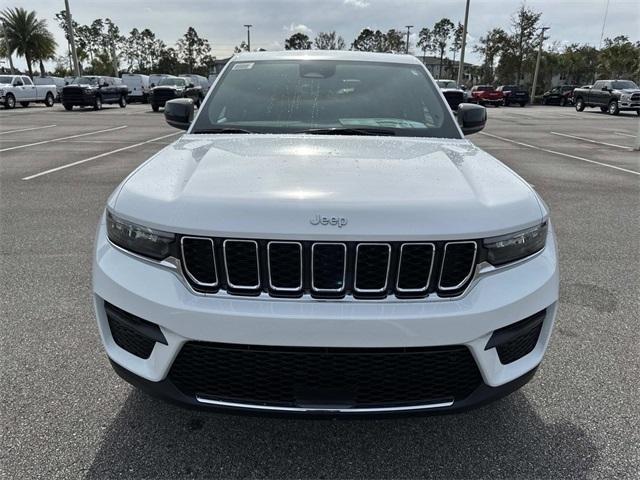 new 2025 Jeep Grand Cherokee car, priced at $36,295