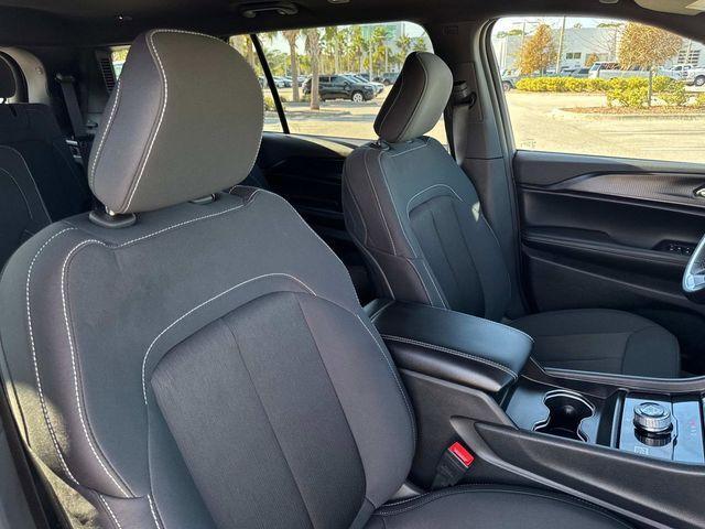 new 2025 Jeep Grand Cherokee L car, priced at $34,834