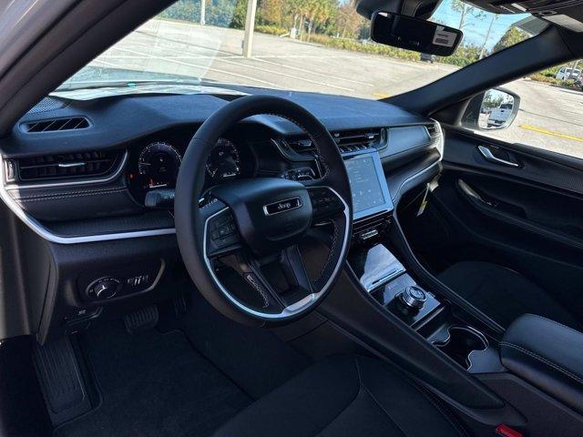 new 2025 Jeep Grand Cherokee L car, priced at $43,840