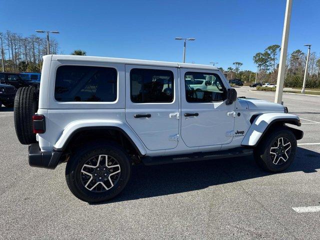 new 2025 Jeep Wrangler car, priced at $53,075