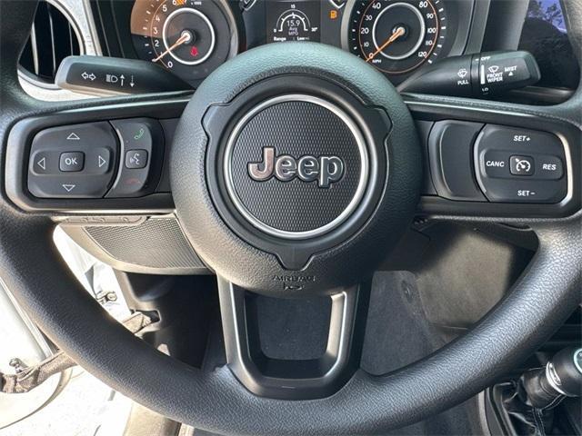 new 2025 Jeep Wrangler car, priced at $33,919