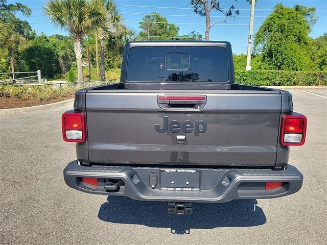 new 2024 Jeep Gladiator car, priced at $40,528