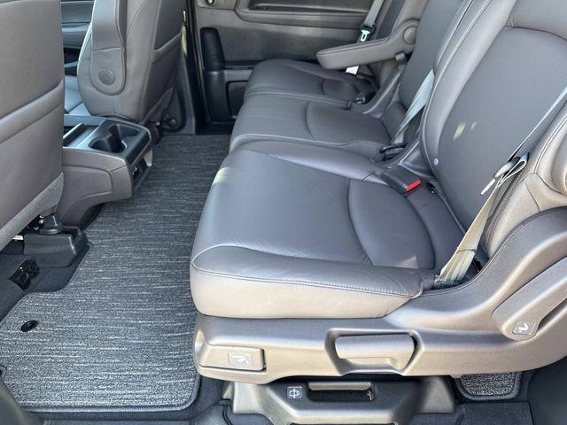 used 2024 Honda Odyssey car, priced at $37,888