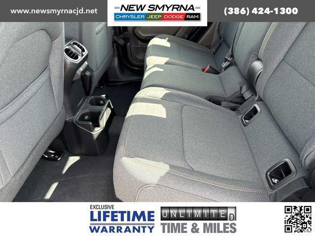 new 2025 Jeep Gladiator car, priced at $36,636