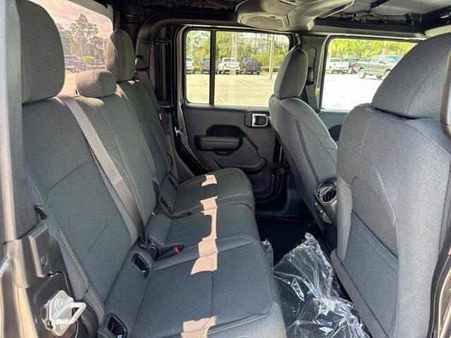new 2025 Jeep Gladiator car, priced at $47,749