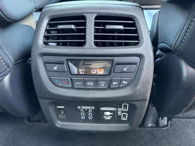 used 2022 Honda Pilot car, priced at $26,888