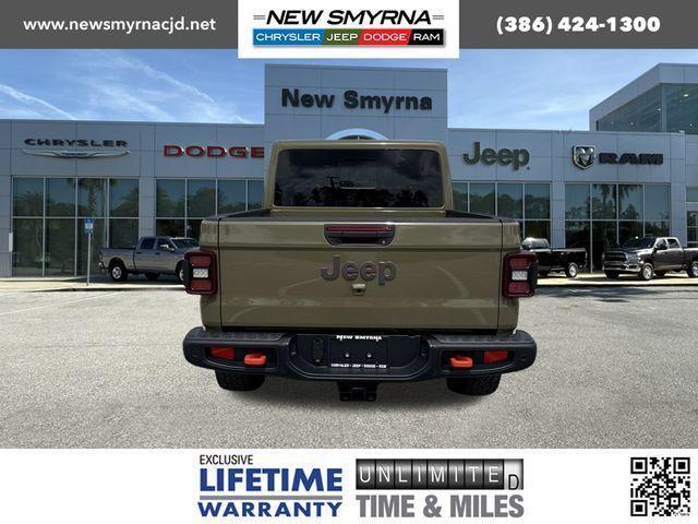 new 2025 Jeep Gladiator car, priced at $53,992
