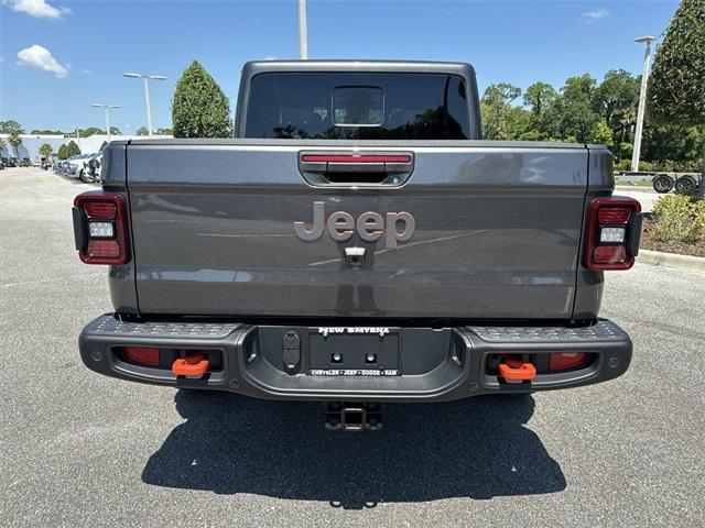 new 2024 Jeep Gladiator car, priced at $50,195