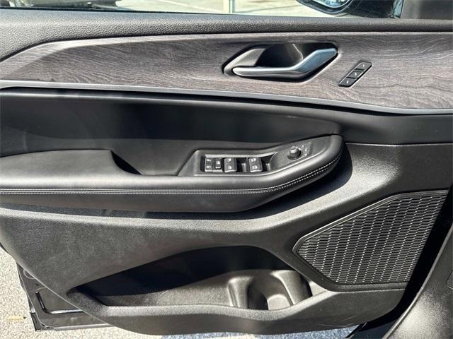used 2025 Jeep Grand Cherokee car, priced at $37,888