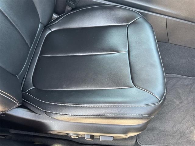 used 2025 Jeep Grand Cherokee car, priced at $37,888
