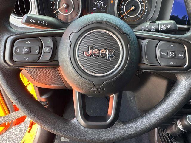 new 2025 Jeep Wrangler car, priced at $37,267
