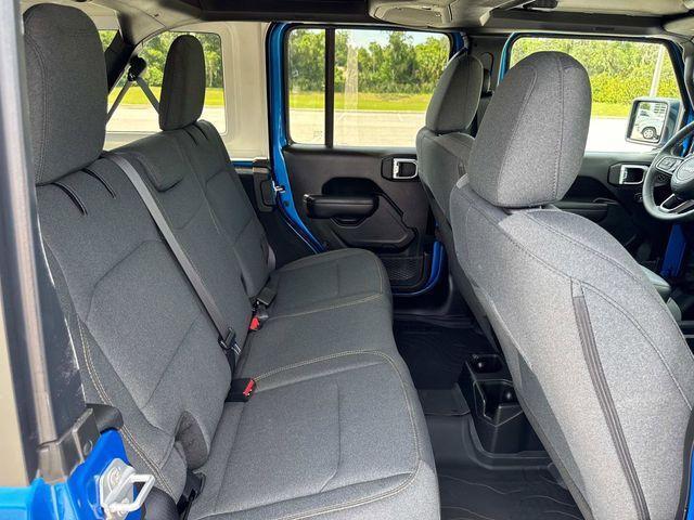 new 2025 Jeep Wrangler car, priced at $47,713