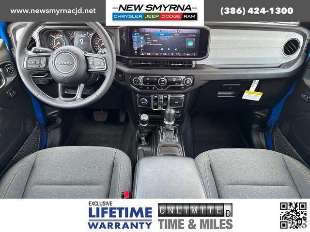 new 2025 Jeep Wrangler car, priced at $47,063