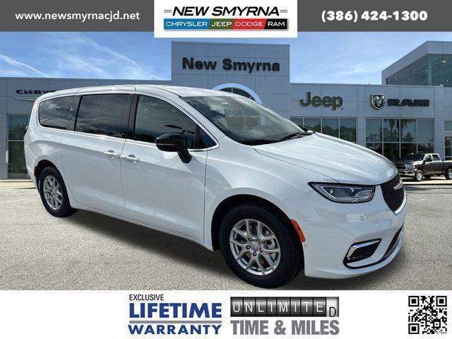 new 2026 Chrysler Pacifica car, priced at $43,749