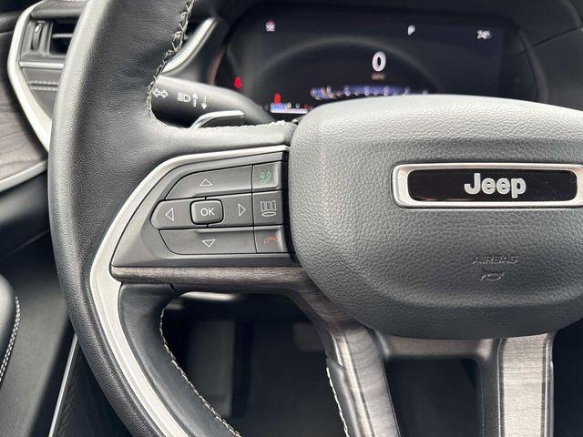 used 2022 Jeep Grand Cherokee car, priced at $27,588