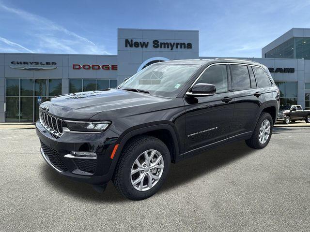 used 2022 Jeep Grand Cherokee car, priced at $27,588