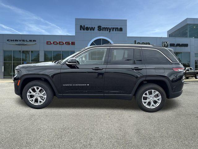 used 2022 Jeep Grand Cherokee car, priced at $27,588
