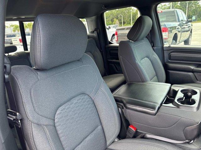 new 2025 Ram 1500 car, priced at $41,231