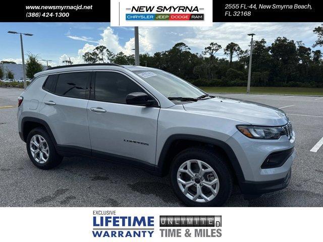 new 2025 Jeep Compass car, priced at $33,175