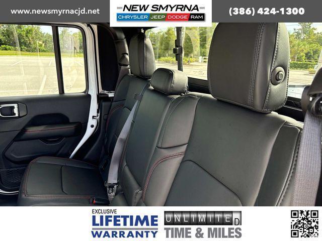 new 2025 Jeep Gladiator car, priced at $53,241