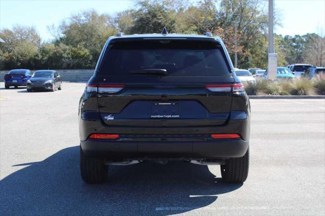 new 2025 Jeep Grand Cherokee car